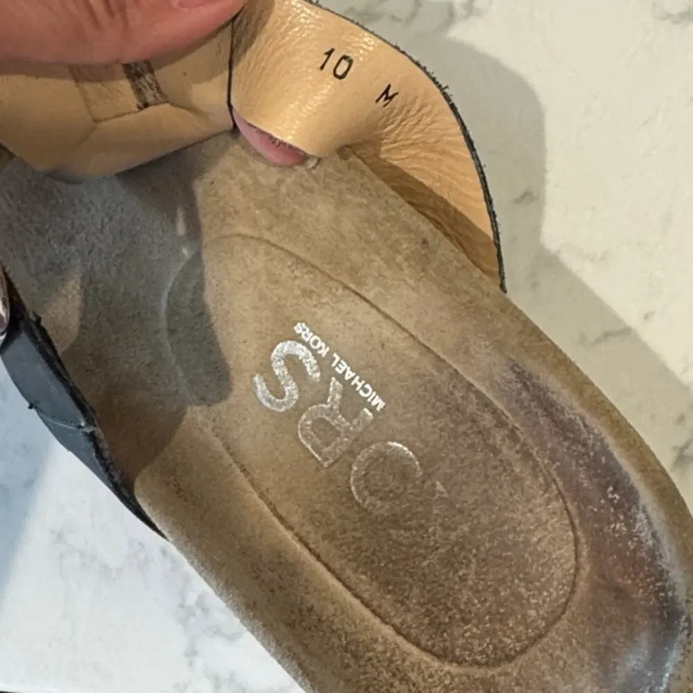 Rare Michael Kors Birkenstock like black leather sandals size 10 made in Italy